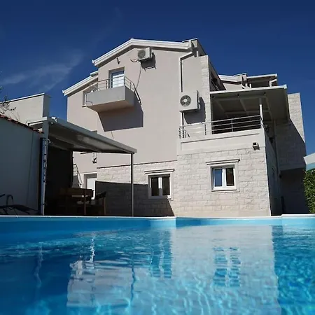 Batalic Villa *
